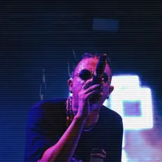 Listen to 4lphabeto, watch music videos, read bio, see tour dates & more!