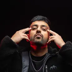 聆聽 Arjun Shoor、觀看音樂影片、閱讀小傳、查看巡演日期等！