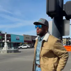 Ascolta Shaad Cole, guarda video musicali, leggi la biografia, vedi le date del tour & altro!