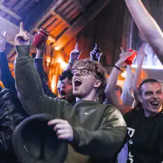 Listen to Sääftig, watch music videos, read bio, see tour dates & more!