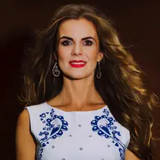 Listen to Veronika Rabada, watch music videos, read bio, see tour dates & more!