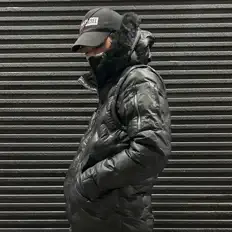 收听 Coda、观看音乐视频、阅读小传、查看巡演日期等 ！