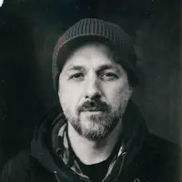 Posłuchaj wykonawcy undefined, obejrzyj teledyski, przeczytaj biografię, zobacz daty tras koncertowych i nie tylko!