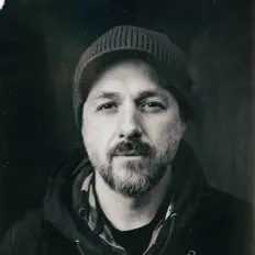 Escucha a Fred Oakman, mira videos musicales, lee su biografía, consulta las fechas de las gira y más.