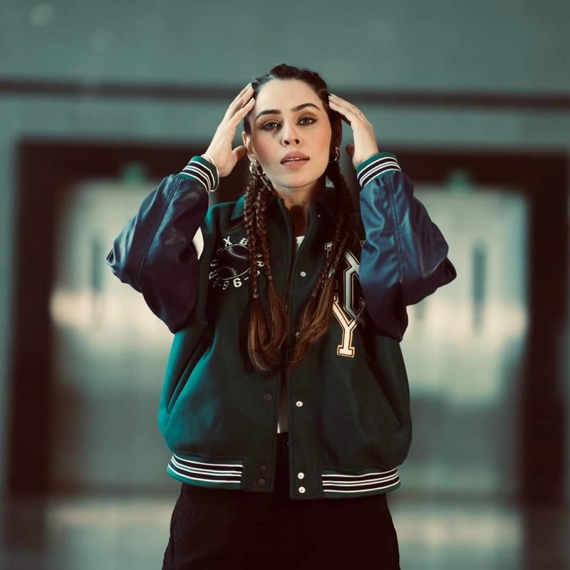 Defender - Jenny Johal, Inderbir Sidhu & Prince Saggu