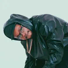 Swagghaを聴いたり、ミュージックビデオを鑑賞したり、経歴やツアー日程などを確認したりしましょう！