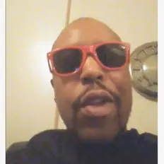 RNA을(를) 듣고, 뮤직 비디오를 보고, 약력을 읽고, 투어 일정 등을 확인하세요!