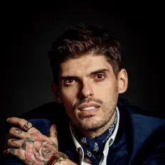 Juliano Fernandes सुनें, म्यूज़िक वीडियो देखें, बायो पढ़ें, दौरे की तारीखें और बहुत कुछ देखें!