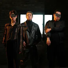 Listen to LIONESSES, watch music videos, read bio, see tour dates & more!