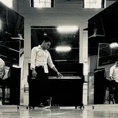 Listen to Seth Skahan, watch music videos, read bio, see tour dates & more!