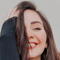 收听 undefined、观看音乐视频、阅读小传、查看巡演日期等 ！