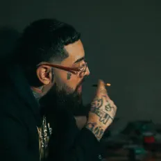 Ascolta Victa Sweet, guarda video musicali, leggi la biografia, vedi le date del tour & altro!