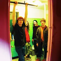 Listen to Shimmertraps, watch music videos, read bio, see tour dates & more!