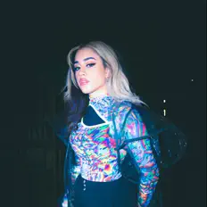 Dengarkan Almas, tonton video musik, baca bio, lihat tanggal tur & lainnya!