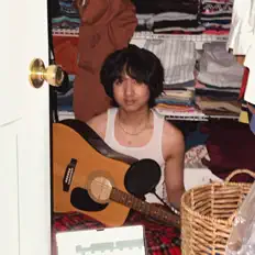 收听 jsan、观看音乐视频、阅读小传、查看巡演日期等 ！