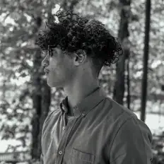 Dylann Roperを聴いたり、ミュージックビデオを鑑賞したり、経歴やツアー日程などを確認したりしましょう！