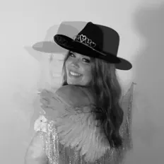 Listen to eetj, watch music videos, read bio, see tour dates & more!