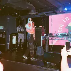 Breraww을(를) 듣고, 뮤직 비디오를 보고, 약력을 읽고, 투어 일정 등을 확인하세요!