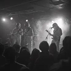 Posłuchaj wykonawcy A Success, obejrzyj teledyski, przeczytaj biografię, zobacz daty tras koncertowych i nie tylko!