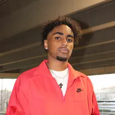 Ascolta PenthouseP, guarda video musicali, leggi la biografia, vedi le date del tour & altro!