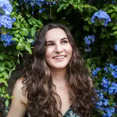 Dengarkan RachelRivera, tonton video musik, baca bio, lihat tanggal tur & lainnya!