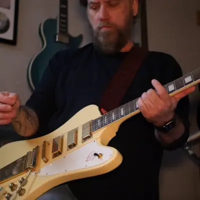 Listen to Eric Hausmann, watch music videos, read bio, see tour dates & more!