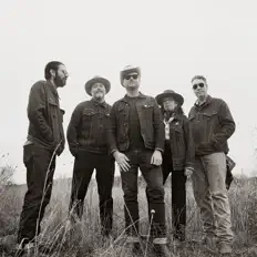 Escucha a The Golden Roses, mira videos musicales, lee su biografía, consulta las fechas de las gira y más.