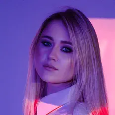 Кристина Данковская을(를) 듣고, 뮤직 비디오를 보고, 약력을 읽고, 투어 일정 등을 확인하세요!