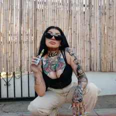 Listen to Sariah, watch music videos, read bio, see tour dates & more!