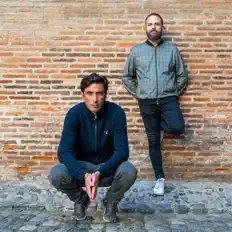 Dengarkan Giles et Diego, tonton video musik, baca bio, lihat tanggal tur & lainnya!