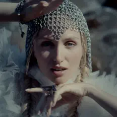 Polyna dinle, müzik videolarını izle, biyografisini oku, tur tarihlerini ve daha fazlasını gör!