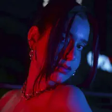 Nina Joory을(를) 듣고, 뮤직 비디오를 보고, 약력을 읽고, 투어 일정 등을 확인하세요!