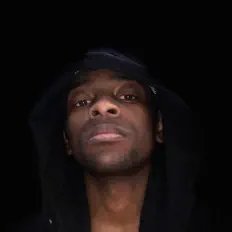 Ouça Nevie, assista a videoclipes, leia a biografia, veja as datas das turnês e mais!