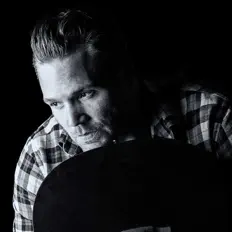 Écoutez Nathan Anderson, regardez des vidéoclips, lisez la biographie, consultez les dates de tournée et plus encore !