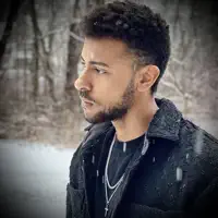 Escucha a undefined, mira videos musicales, lee su biografía, consulta las fechas de las gira y más.