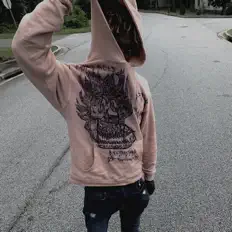 Poslechněte si interpreta Blackrose, sledujte hudební videa, přečtěte si životopis, podívejte se na data turné a další informace.