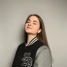 Escucha a Zo-Zo, mira vídeos musicales, lee la biografía, consulta fechas de giras y mucho más.