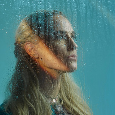Listen to KLARA, watch music videos, read bio, see tour dates & more!