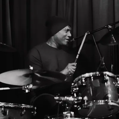 Listen to OzGoode, watch music videos, read bio, see tour dates & more!
