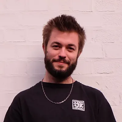 Listen to Tom Excell, watch music videos, read bio, see tour dates & more!