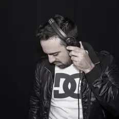 Alejandro Yanniを聴いたり、ミュージックビデオを鑑賞したり、経歴やツアー日程などを確認したりしましょう!