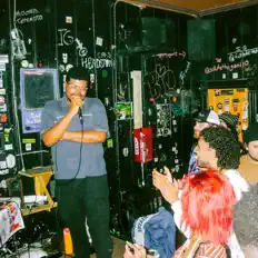 Breonteを聴いたり、ミュージックビデオを鑑賞したり、経歴やツアー日程などを確認したりしましょう！