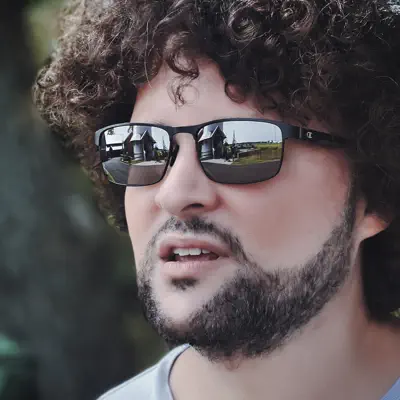 Listen to Sarantos, watch music videos, read bio, see tour dates & more!