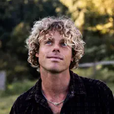 Listen to Kim Churchill, watch music videos, read bio, see tour dates & more!
