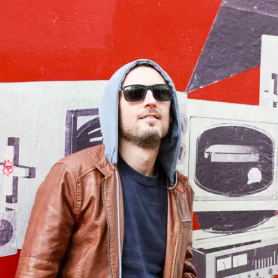 Listen to Archer Fleck, watch music videos, read bio, see tour dates & more!