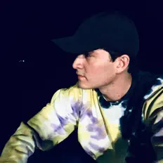 Alex Riva을(를) 듣고, 뮤직 비디오를 보고, 약력을 읽고, 투어 일정 등을 확인하세요!