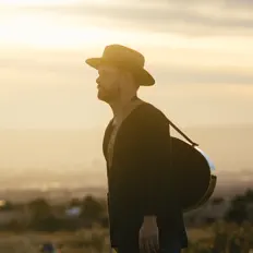 Dengarkan Shane Wallin, tonton video musik, baca bio, lihat tanggal tur & lainnya!