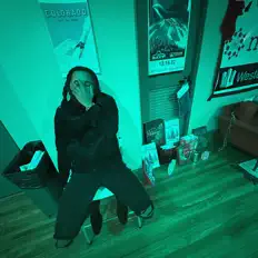 Listen to WavyIsland, watch music videos, read bio, see tour dates & more!