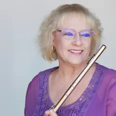 Ascolta Ann Marie Yasinitsky, guarda video musicali, leggi la biografia, vedi le date del tour & altro!