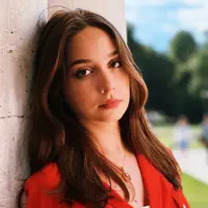 Snazzy 2K सुनें, म्यूज़िक वीडियो देखें, बायो पढ़ें, दौरे की तारीखें और बहुत कुछ देखें!